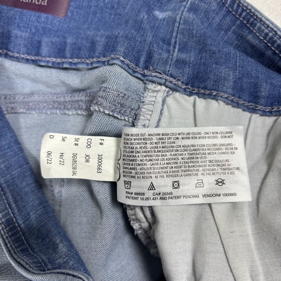 Gloria Vanderbilt Amanda Classic Jeans Womens 10 Blue Denim Medium Wash Beaded‎ - Picture 13 of 13
